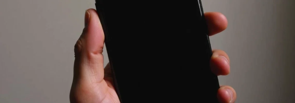 instagram-ecran-noir-causes-et-solutions